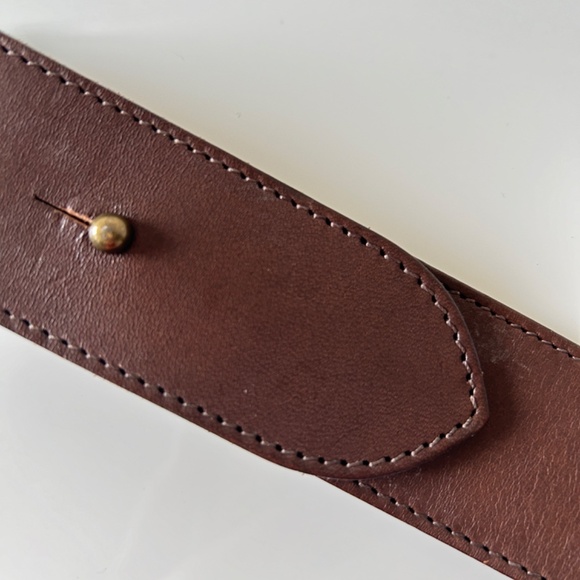 Burberry Logo Belt. Brown color, Size S (28"). Authentic. New. - Picture 16 of 16